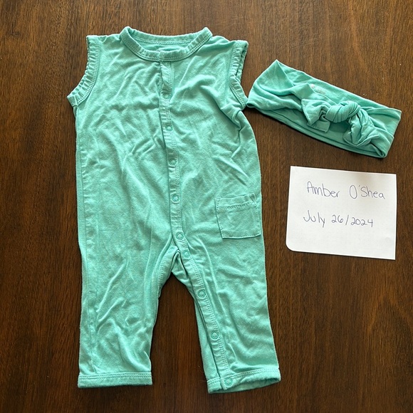 Kyte baby sleeveless romper and bow - Picture 1 of 3